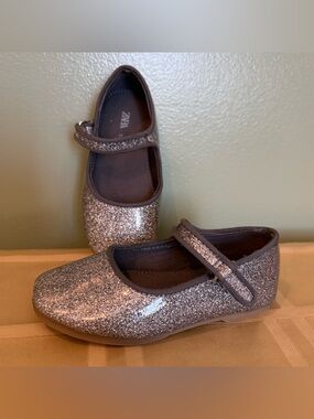 Zara baby girl size 23 (7-7.5) sparkle dark gray Mary Jane style shoes